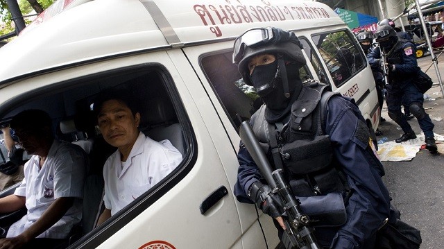 Binh sĩ Thái Lan xả súng trong khu mua sắm, ít nhất 10 người chết
