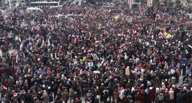 Hàng chục ngàn người mừng chiến thắng của quân đội Syria