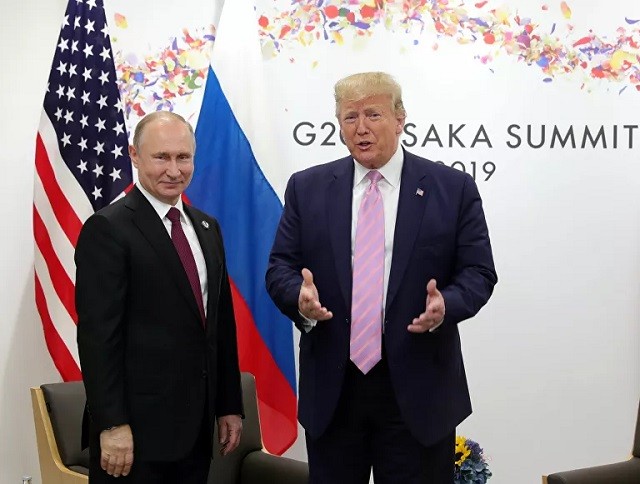 TT Nga Putin và TT Trump tại Thượng đỉnh G20 ở Osaka, Nhật Bản năm 2019.