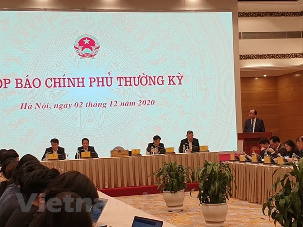 Bộ trưởng, Chủ nhiệm Văn phòng Chính phủ Mai Tiến Dũng phát biểu tại buổi họp báo. (Ảnh: PV/Vietnam+).