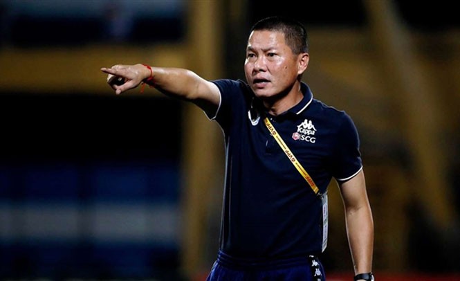 Huấn luyện viên Chu Đình Nghiêm chính thức chia tay đội chủ sân Hàng Đẫy từ ngày 4/4.
