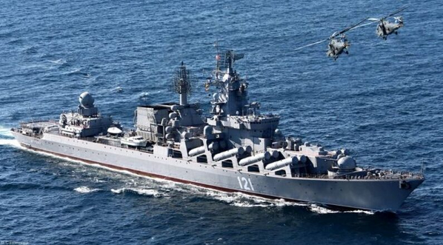 Tàu chiến Nga.