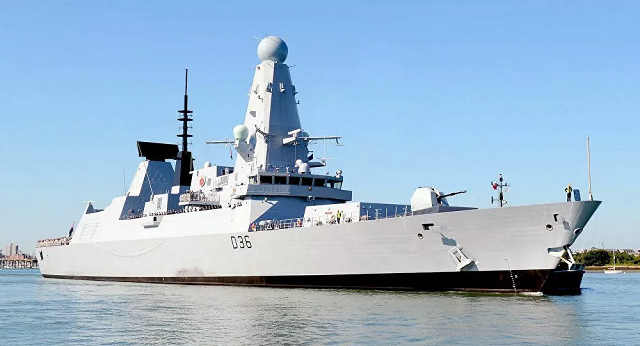 Tàu HMS Defender của Anh.