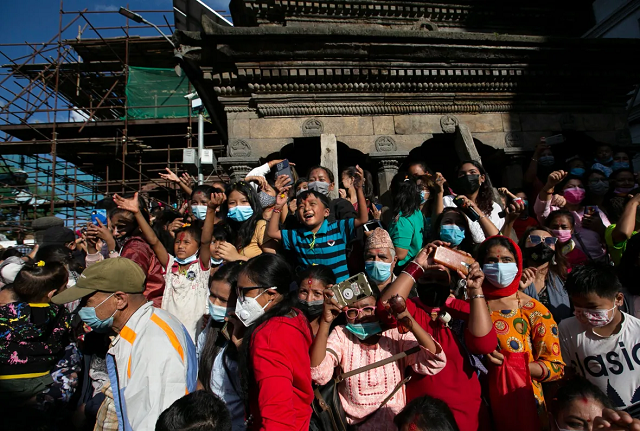 Người dân Nepal tụ tập trong mùa lễ hội.