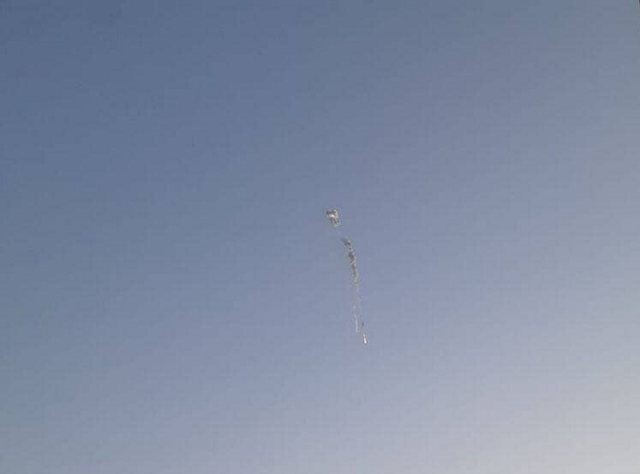 Máy bay do thám Israel bị tổ hợp phòng không Buk-M2E của Syria bắn rơi.