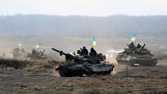 Quân đội Ukraine trong một cuộc tập trận tại Zhytomyr.