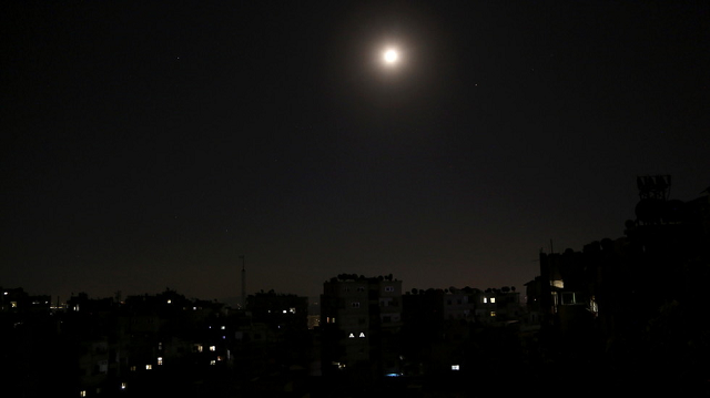 Tên lửa trên bầu trời Damascus, Syria.