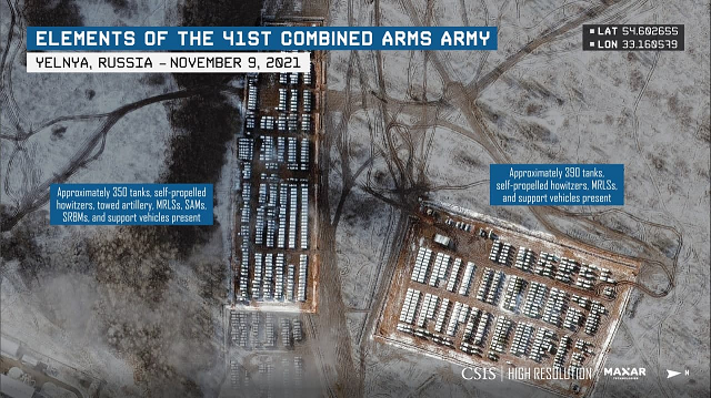 Ảnh vệ tinh thể hiện khí tài của Nga nằm tại một trại dã chiến quân sự.