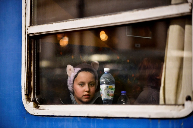 Người tị nạn chạy trốn khỏi Ukraine đến nhà ga Nyugati, sau khi Nga xâm lược Ukraine.