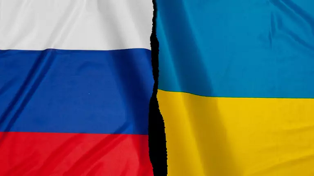 Quốc kỳ Nga và Ukraine