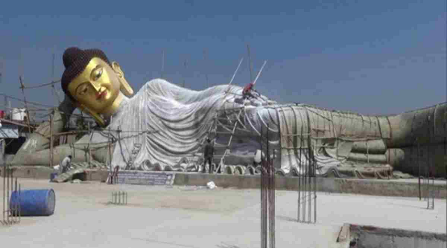 Tượng Phật nằm khổng lồ đang được xây dựng tại Ấn Độ.