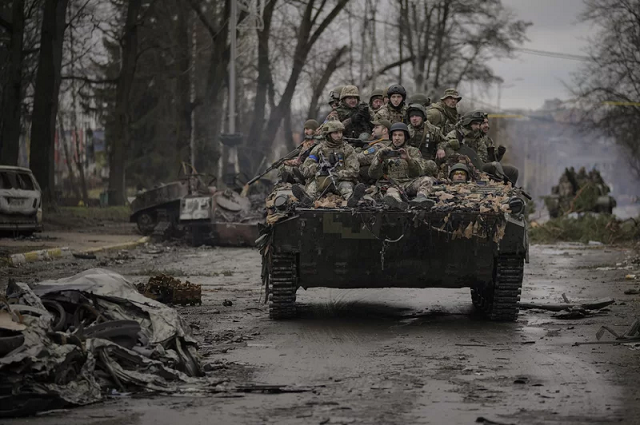 Lực lượng Ukraine bên ngoài Kiev.
