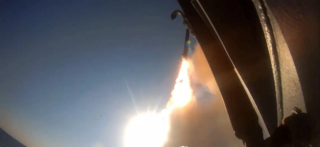 Nga phóng tên lửa hành trình Kalibr từ Biển Đen.