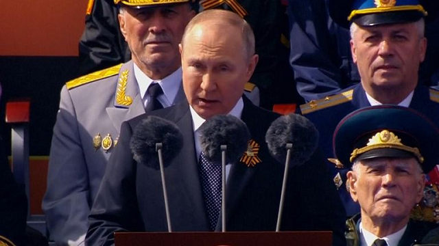 Tổng thống Nga Putin phát biểu trong lễ duyệt binh kỷ niệm Ngày Chiến thắng.