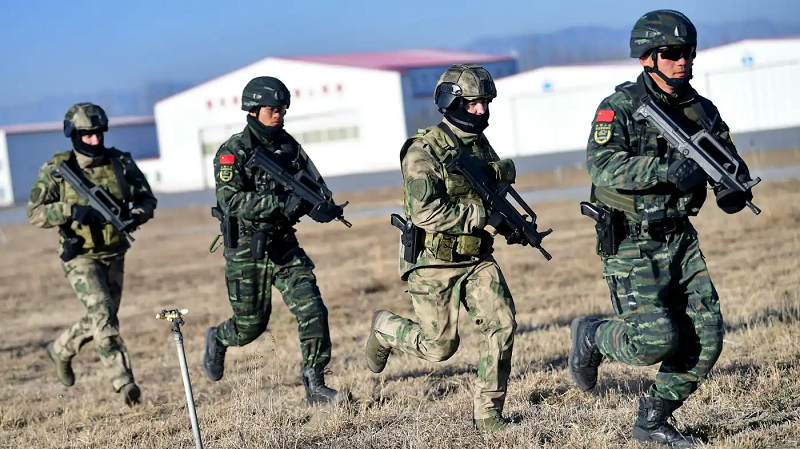 Lực lượng vệ binh quốc gia Trung Quốc và Nga tham gia cuộc tập trận chung tại Trung Quốc năm 2017.