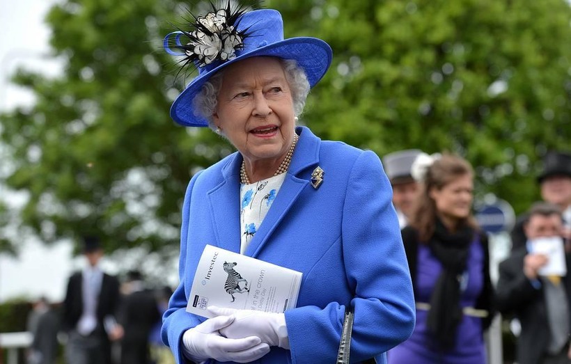 Nữ hoàng Elizabeth II qua đời ở tuổi 96 tại Lâu đài Balmoral.