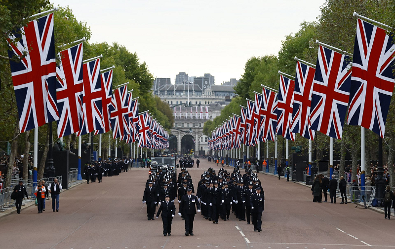 Cảnh sát trong ngày quốc tang và an táng Nữ hoàng Elizabeth II của Anh, ở London
