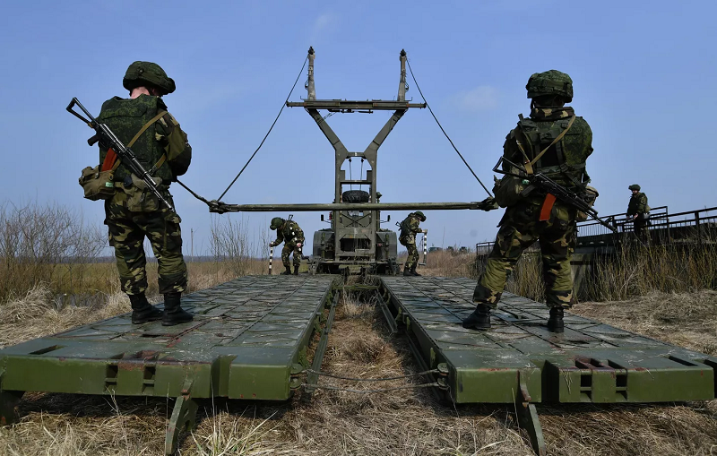 Lực lượng Belarus tham gia một cuộc huấn luyện chung với lực lượng Nga.