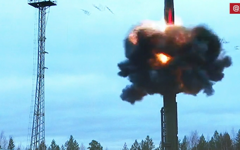 Nga phóng tên lửa trong cuộc tập trận.