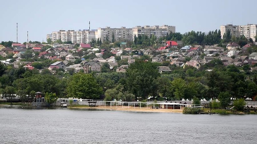Sông Dnepr và thành phố Kherson.
