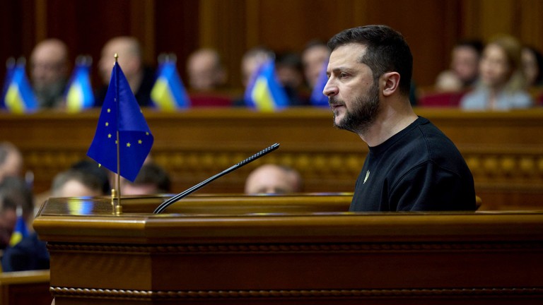 Tổng thống Zelensky phát biểu trước Quốc hội Ukraine