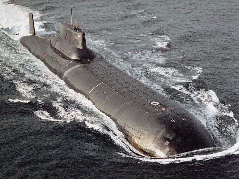 Tàu ngầm hạt nhân chiến lược Dmitry Donskoy.