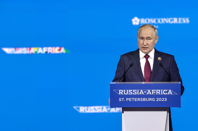 Tổng thống Vladimir Putin tại Diễn đàn Kinh tế và Nhân đạo Nga - Châu Phi.