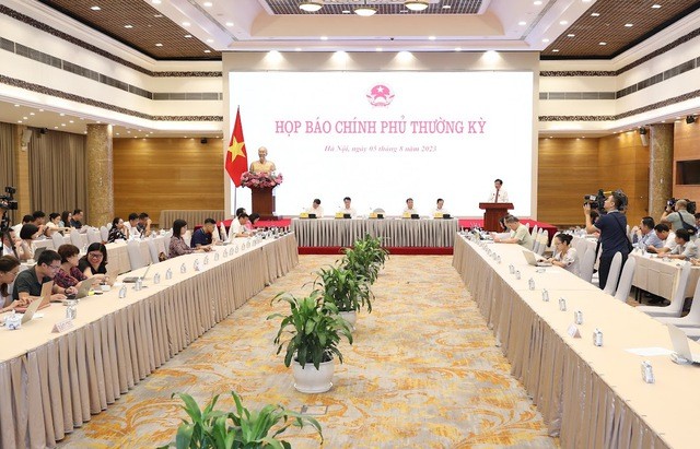 Buổi họp báo Chính phủ thường kỳ tháng 7 được tổ chức ngày 05/8/2023 tại Hà Nội - Ảnh: VGP/Nhật Bắc. 