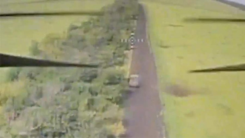 Video drone cảm tử phá hủy 3 xe bọc thép