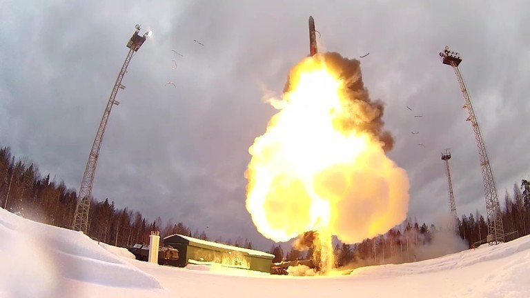 Nga phóng thử tên lửa Yars có khả năng mang đầu đạn hạt nhân. (Ảnh: Bộ Quốc phòng Nga/Sputnik)