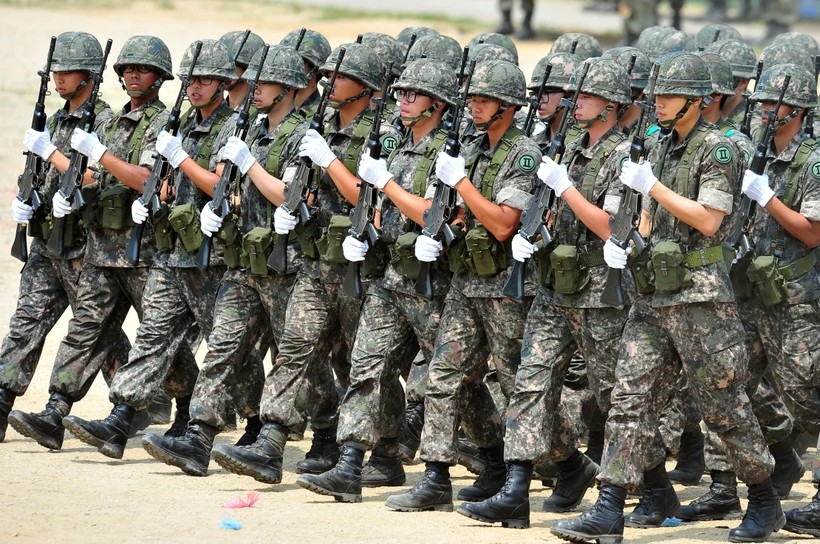 Quân nhân Hàn Quốc (Ảnh: AFP)