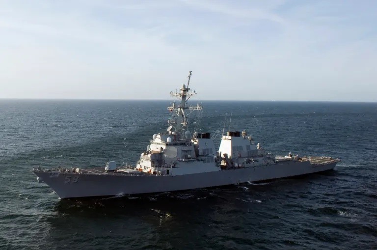 Lực lượng Houthi đã bắn vào tàu USS Laboon ở Biển Đỏ, theo các quan chức Mỹ [Ảnh: Billy Ho/US Navy qua Reuters]