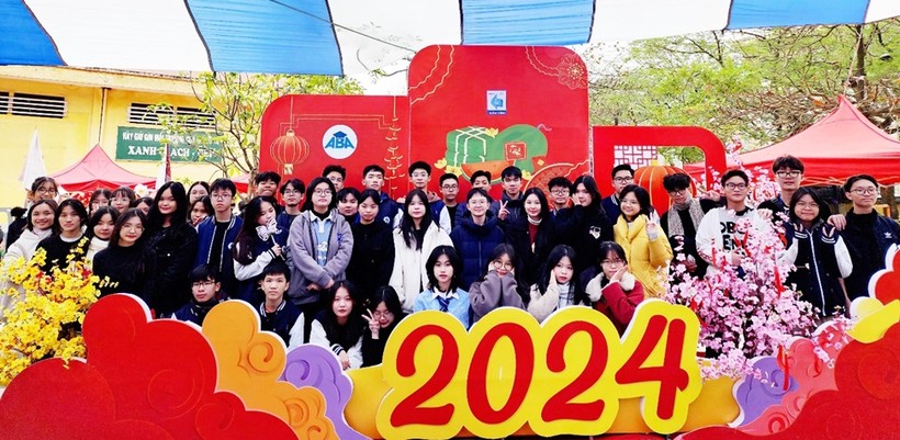 Gần 2000 đoàn viên tưng bừng tham gia Ngày hội Văn hoá dân gian