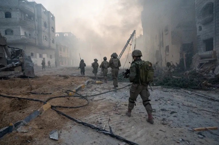 Binh sĩ Israel hoạt động tại Dải Gaza vào ngày 21/1 (Ảnh: Quân đội Israel/Reuters)
