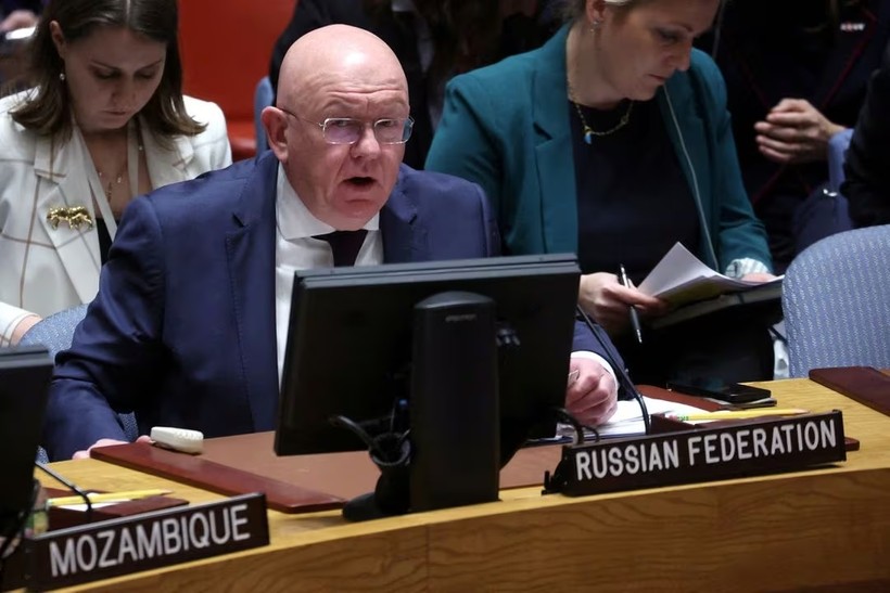 Đại sứ Nga tại Liên hợp quốc Vassily Nebenzia phát biểu trước Hội đồng Bảo an LHQ. Ảnh: REUTERS)