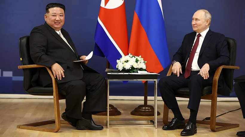 Tổng thống Nga Vladimir Putin và nhà lãnh đạo Triều Tiên Kim Jong-un.