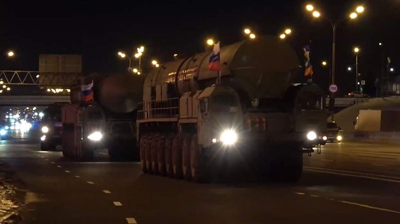 Dàn tên lửa Yars xuất hiện ở Moscow