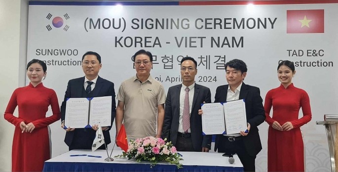 Lễ ký kết thỏa thuận hợp tác giữa Công ty Cổ phần Xây dựng TAD E&C (Việt Nam) và Công ty Xây dựng Sungwoo ID (Hàn Quốc) 