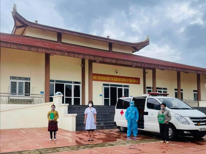 Hai bệnh nhân nhiễm Covid-19 tại Sơn La đã khỏi bệnh và xuất viện. (Ảnh: Bệnh viện đa khoa tỉnh Sơn La).