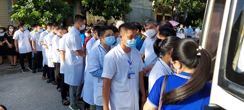 Điện Biên chi viện thêm 22 cán bộ y tế “góp sức” cùng TP. Hồ Chí Minh chống dịch.