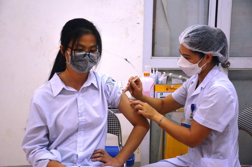 Điện Biên: Thí điểm tiêm vắc xin phòng Covid-19 cho gần 1.200 học sinh