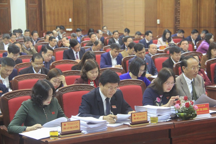 Điện Biên dự kiến áp dụng kỳ họp không giấy vào tháng 12/2021.