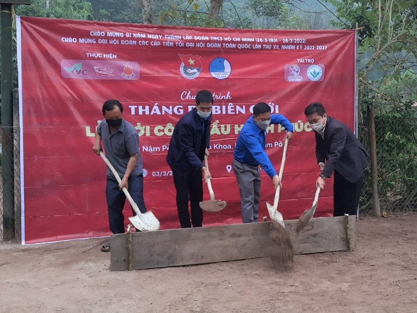 Lễ khởi công xây dựng cầu bản Nậm Pồ Con, xã Nà Khoa (huyện Nậm Pồ).
