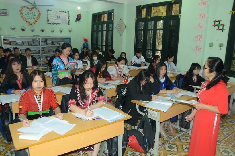 Hiện nay các trường THPT tại Điện Biên đang vừa tổ chức dạy học theo khung kế hoạch vừa ôn thi tốt nghiệp.