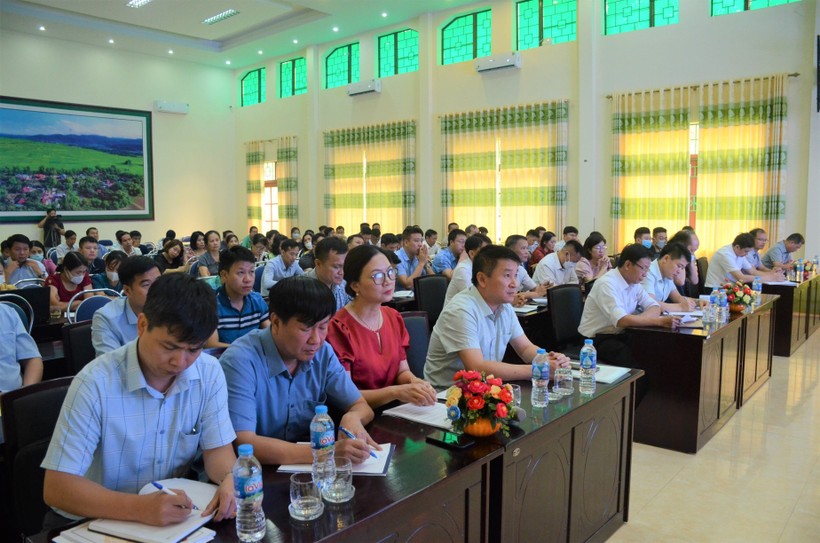 Hội nghị tập huấn công tác tổ chức thi Tốt nghiệp THPT 2023 do Sở GD&ĐT tỉnh Điện Biên tổ chức.
