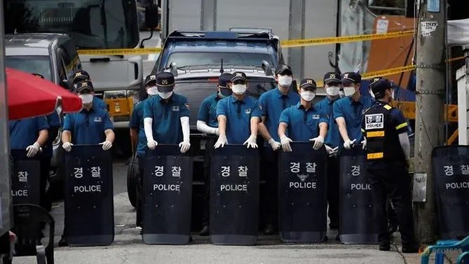 Cảnh sát Hàn Quốc phong tỏa một ổ dịch ở nhà thờ