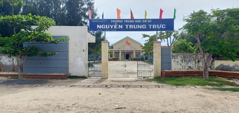 Trường THCS Nguyễn Trung Trực, phường Ninh Thủy, thị xã Ninh Hòa, nơi xảy ra sự việc.