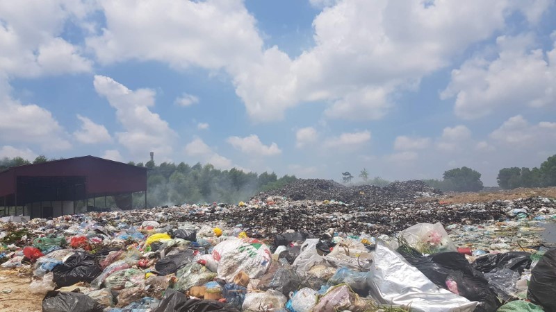 UBND huyện Yên Dũng khẳng định, lò đốt rác sẽ chỉ tồn tại trong 5 năm và ghi rõ trong hợp đồng với Công ty Hợp Tiến.