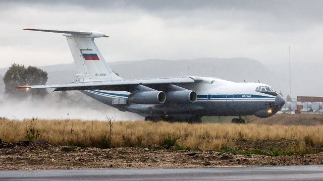 Máy bay IL-76 của Nga tới Syria