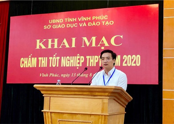 Ông Nguyễn Văn Huyến, Giám đốc Sở GD&ĐT Vĩnh Phúc phát biểu chỉ đạo về công tác chấm thi